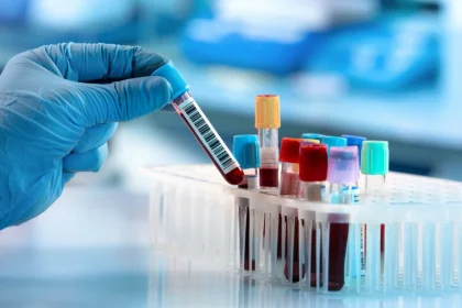 آزمایشگاه طرف قرارداد با بیمه کوثر