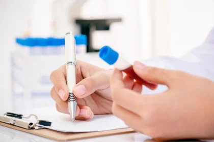 آزمایش خون طب کار و بدو استخدام
