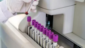آزمایشگاه طرف قرارداد با بیمه ما