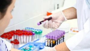 آزمایشگاه طرف قرارداد بیمه شرکت نفت
