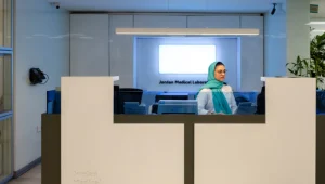 آزمایشگاه طرف قرارداد با بیمه بانک مسکن