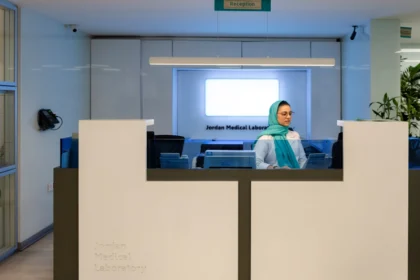آزمایشگاه طرف قرارداد با بیمه بانک مسکن