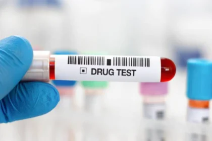 مثبت بودن آزمایش مواد مخدر